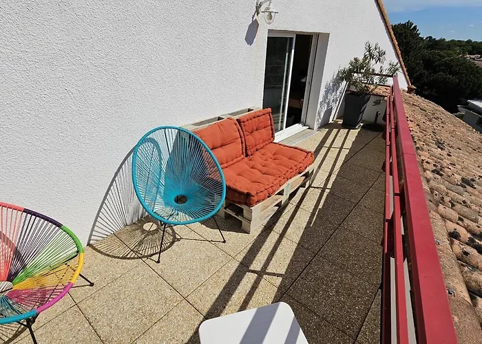 Superbe Duplex à 200m De La Avec Terrasse Et Garage - Fr-1-71-99 Appartamento Saint-Georges-de-Didonne